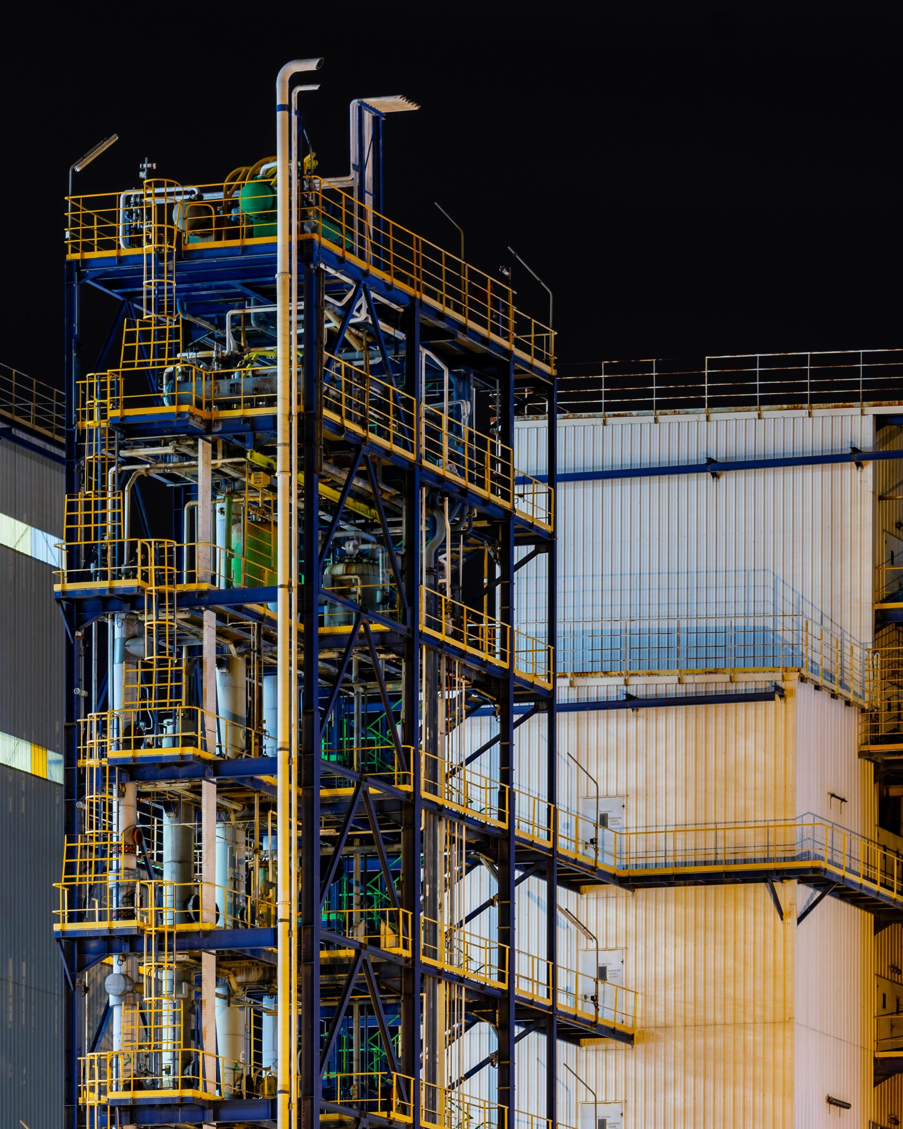 Low-Carbon Steam Systems